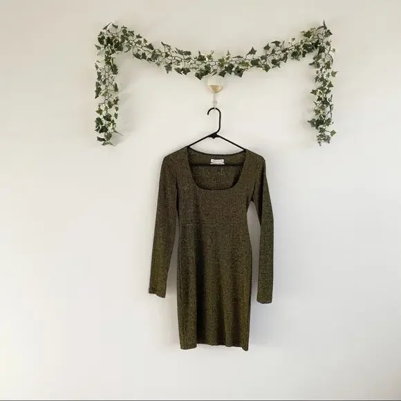 URBAN OUTFITTERS Black Gold Ribbed Bodycon Dress Size Medium